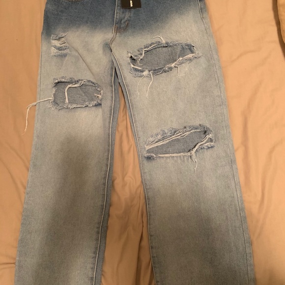 Fashion Nova Denim - Dipped And Distressed Boyfriend Jeans